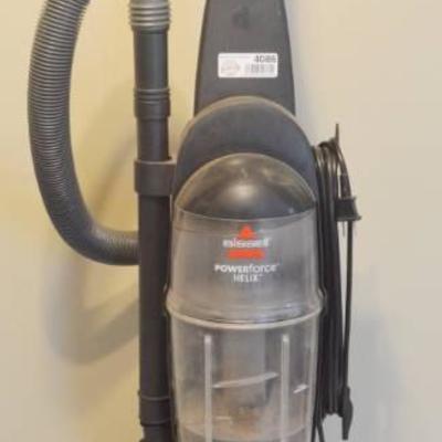 Bissell Powerforce Vacuum (Turns On Brush Spins)
