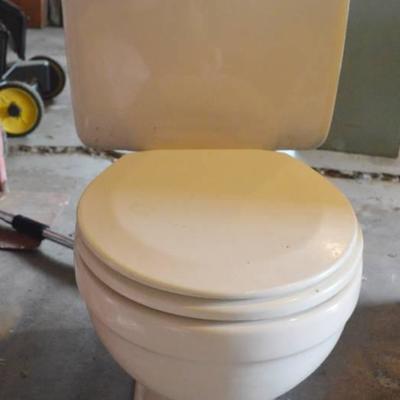 American Standard Toilet with Round Bowl. Unknown ...