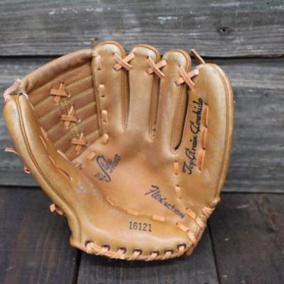 1960's Sears Roebuck Baseball Glove