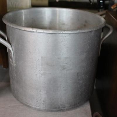 3 gallon aluminum pot