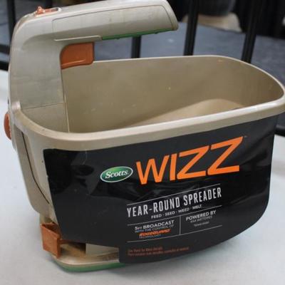 Scott's Wizz electric hand spreader