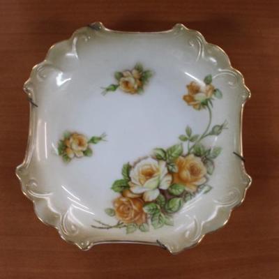 Decorative plates