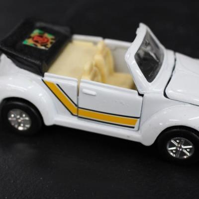 White VW Beetle Diecast