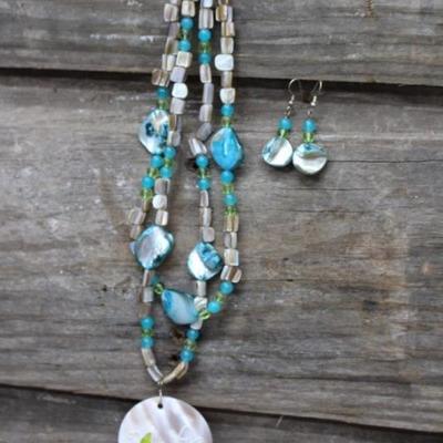 Colorful Shell & Bead 24" Double Necklace & Matching Earrings