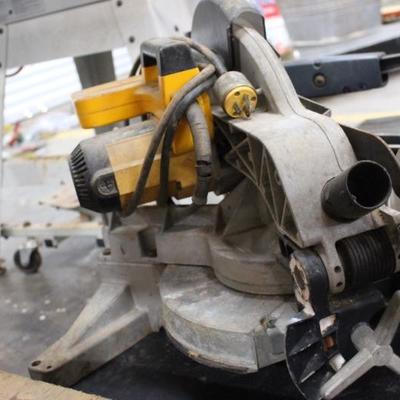 Dewalt compound miter saw