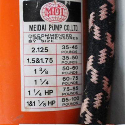 Bike tire pump