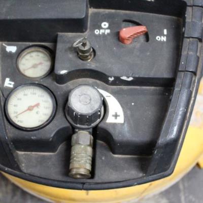 Air compressor