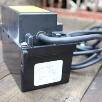 Dehumidifier pump