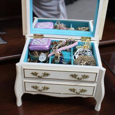 Musical Jewelry Box