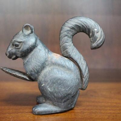 Vintage Cast Iron Squirrel Nut Cracker