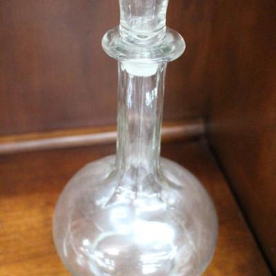 Decanter with shot glass