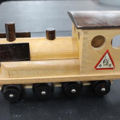 5 Piece Large Wood Floor Train