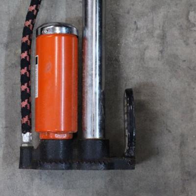 Bike tire pump