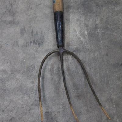Pitch fork