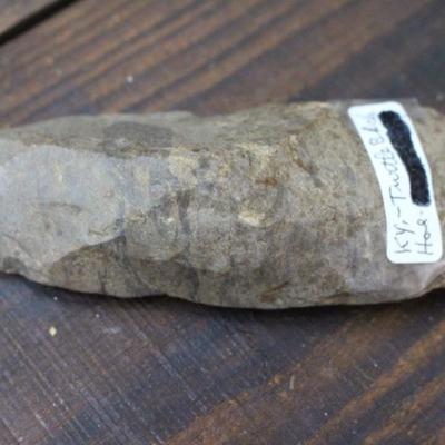 Kentucky Turtle Back Hoe of Dark Chert w/ nice Polish