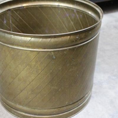 Brass planter