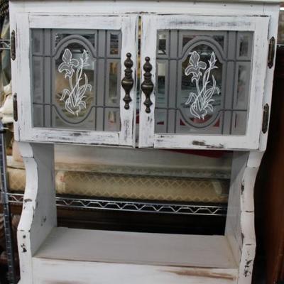 Lead glass cabinet