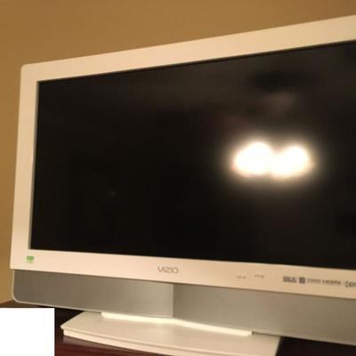 Vizio VECO320L1A 32" LCD HDTV 1080i Television HL5506  https://www.ebay.com/itm/123361854655