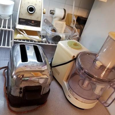 Vintage toaster and food grinder