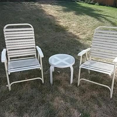 Patio Folding Chairs and Table