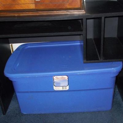 Desk $25
