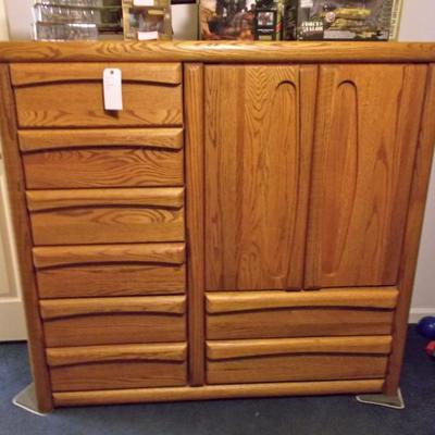Oak chest of drawers and TV case $185
