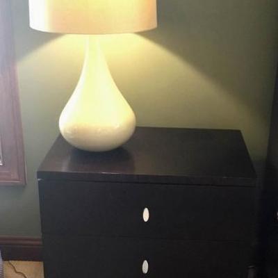 Coffee Night Stand and Lamp Lot 1
