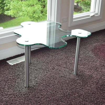Side Table Glass & Metal