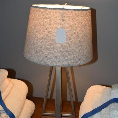 Table Lamp & Linens