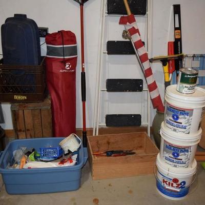 Garage Items, Flag, Ladder