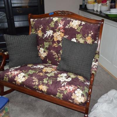 Floral Chair & Pillows
