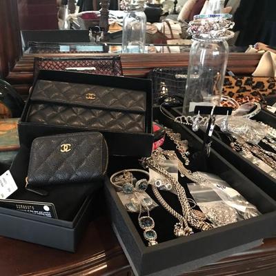 VERIFIED CHANELL CLUTCH AND COIN PURSE
