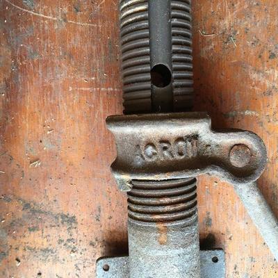 Antique Tools: Acron House Leveling Pole Jack / Support Go008 Local Pickup https://www.ebay.com/itm/123400206194