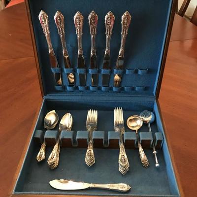 So pretty! Vintage Wallace Sterling Rose Point 4 Piece Service For 6 Plus Serving Spoons, Ladle, Butter Knife, Beverage Stir.
