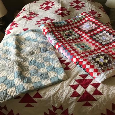 Antique and vintage quilts
