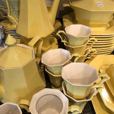 Mid-Century Independence Yellow Ironstone, made in Japan, 