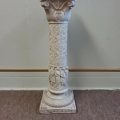 Pedestal Statue or Plant Stand