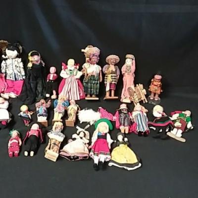 Dolls From Around the World