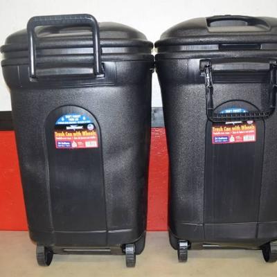 2 United Solutions Trash Cans with Wheels