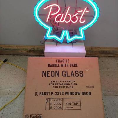Incredible 1982 Pabst Neon Sign Just Opened and Te