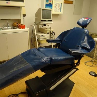A Dec Newberg Blue Dental Chair Model # 1005