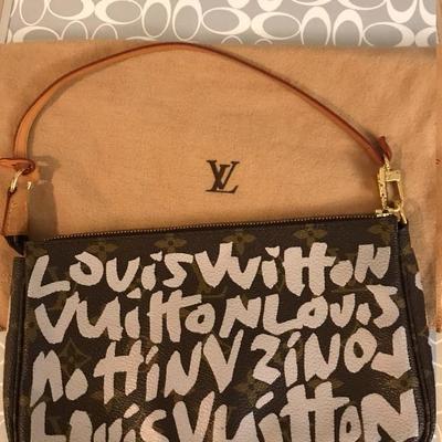 Limited Edition Louis Vuitton Graffiti Hand bag