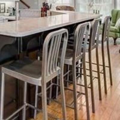 counter/bar stools 