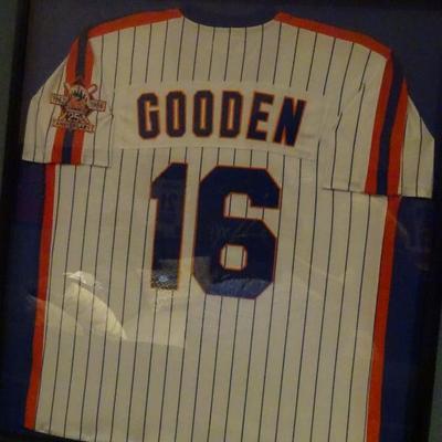 Gooden signed jersey w/coa