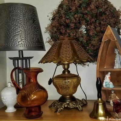 Wow - look at that vintage amber glass pitcher and lamp!