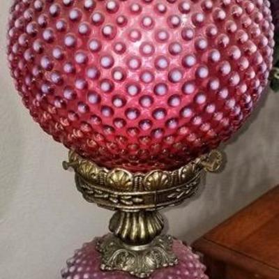 Beautiful frosted pink hobnail Fenton lamp 25.5