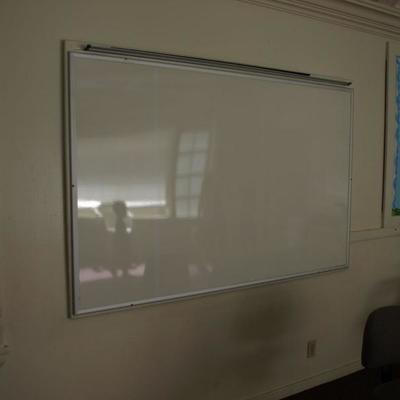 Over 30 White Boards - all sizes and nice quality - 15 each