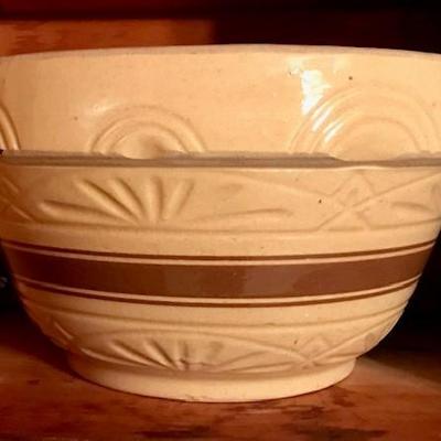 Large Yelloware bowl