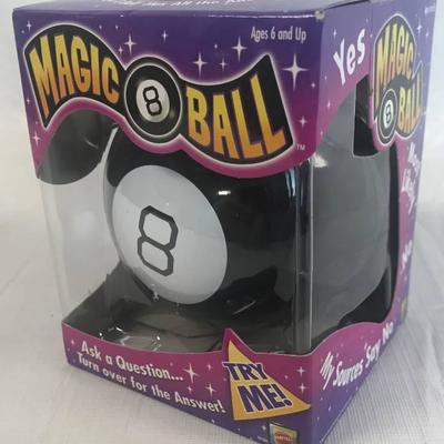 Magic 8 BALL - Ask a Question..... Turn Over For T