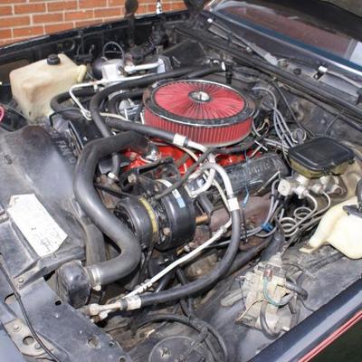305 V-8 Engine Runs & Drives Great
